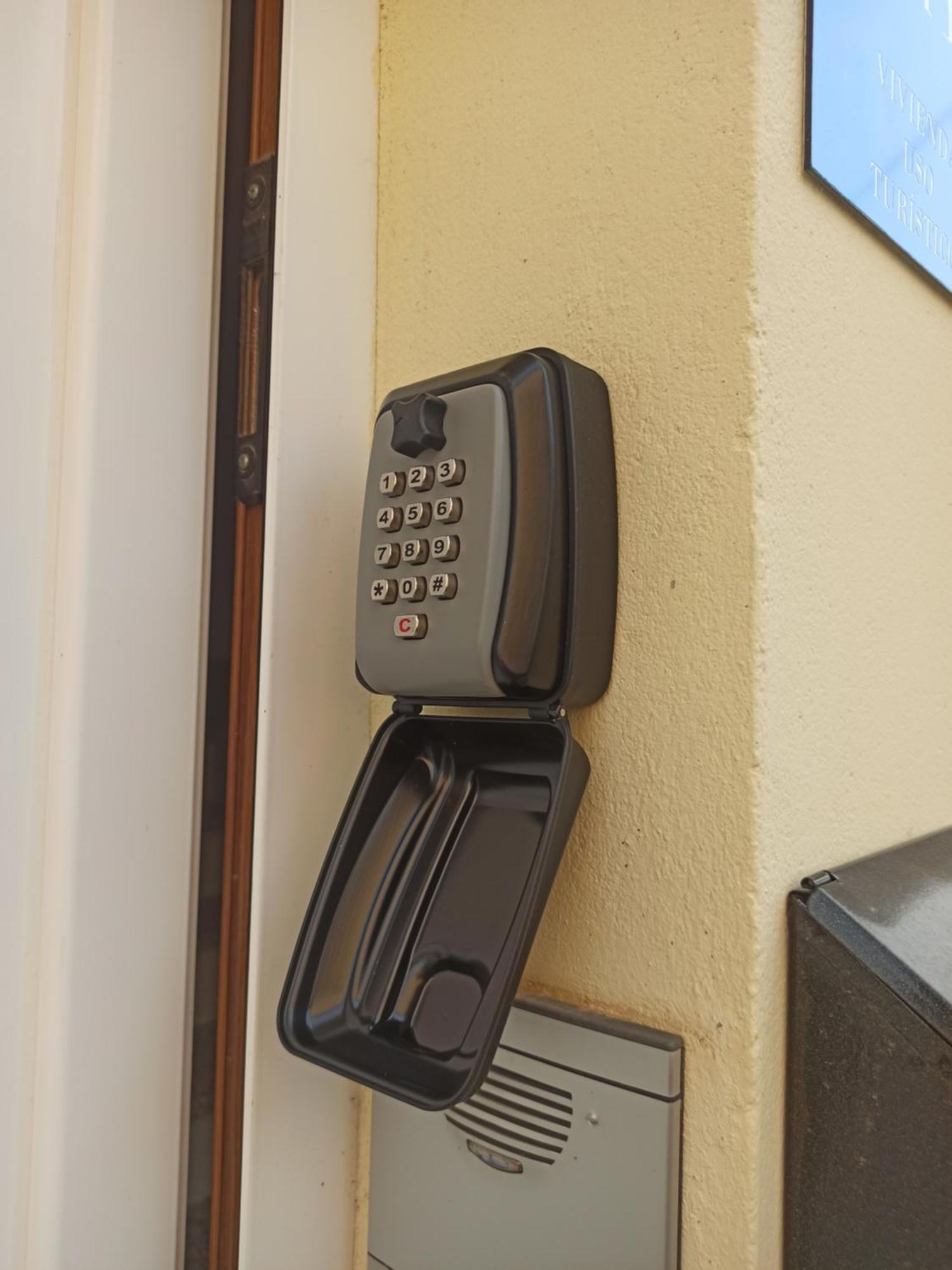 Appartamento La Casona Serranillos Esterno foto