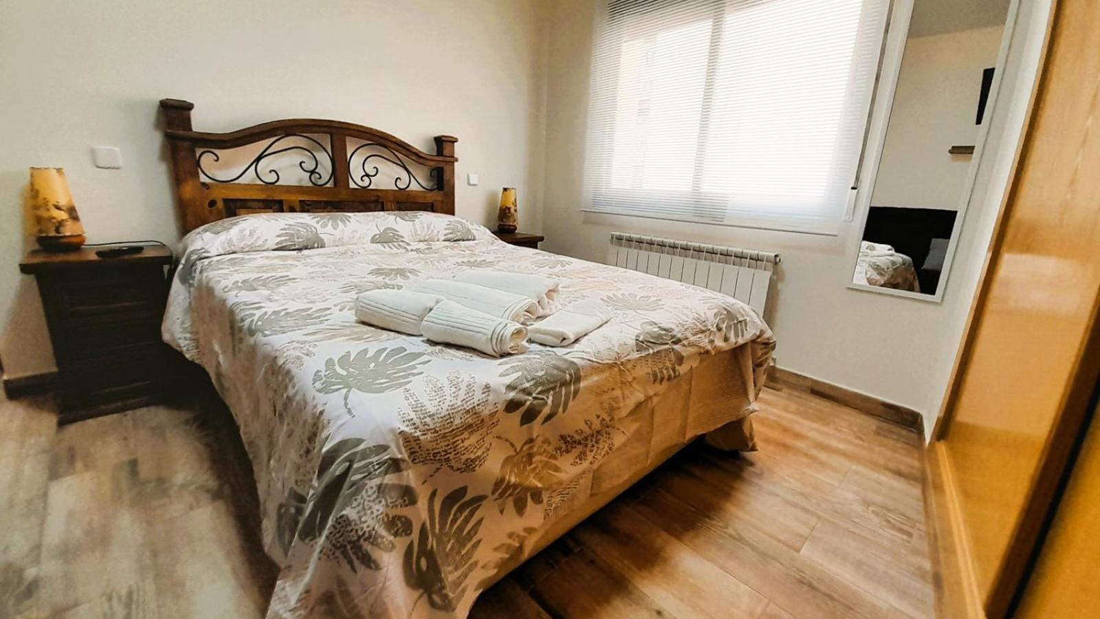 Appartamento La Casona Serranillos Esterno foto