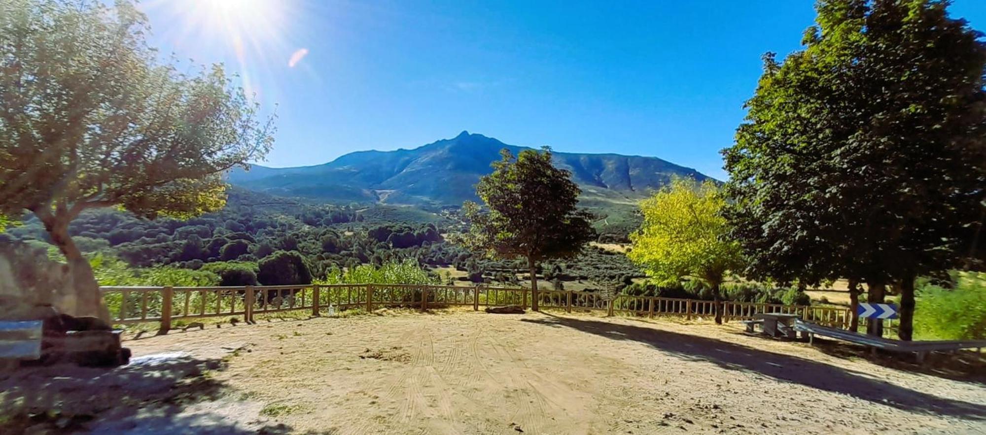 Appartamento La Casona Serranillos Esterno foto